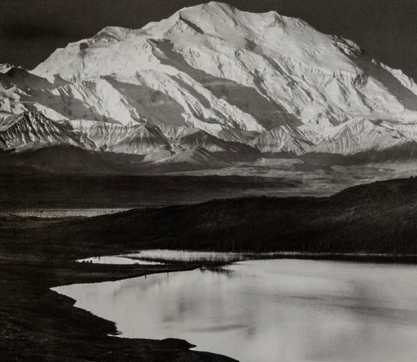 額装品/Mt. McKinley Range /アンセル アダムス ポスター アート Mt. McKinley Range (エンボスマーク入